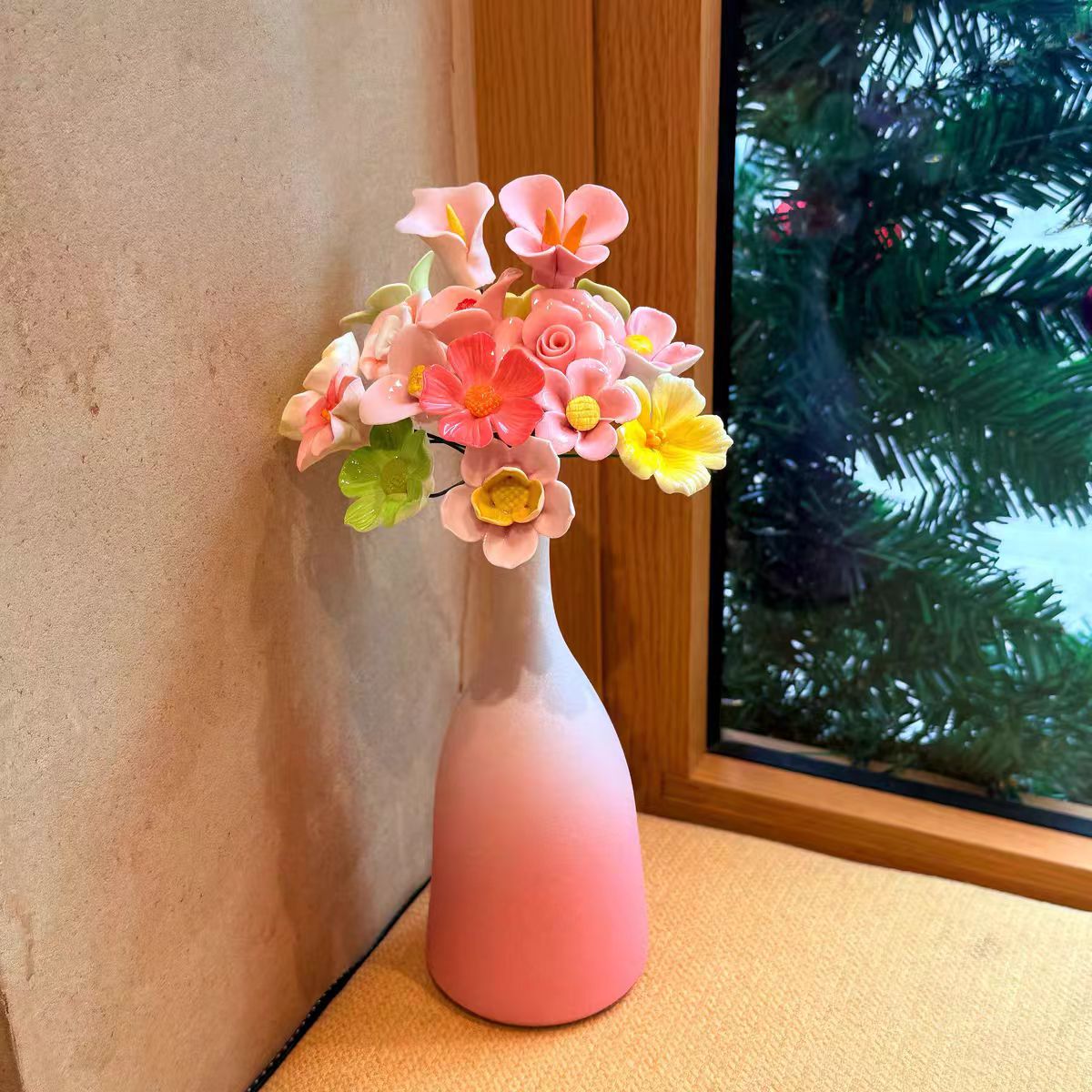 Jingdezhen Ceramic Mixed Flower Bouquet — Gradient Bottle Vase Window Series