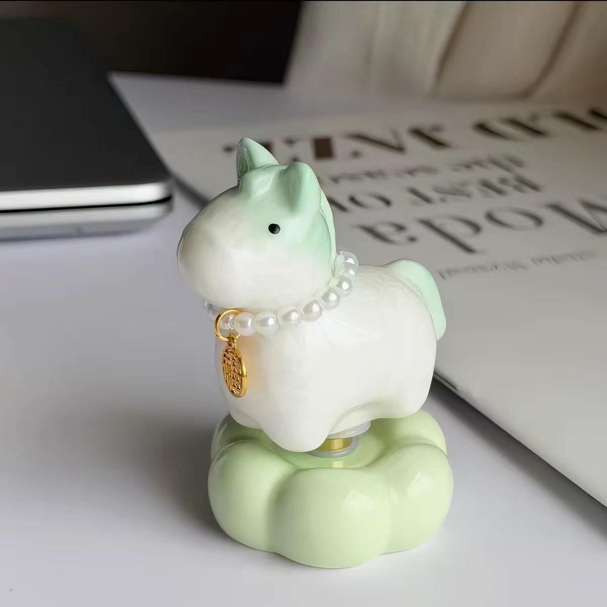 Lucky Fortune Horse Bobblehead Figurine — Pearl Necklace & Fu Charm Cloud Base Series