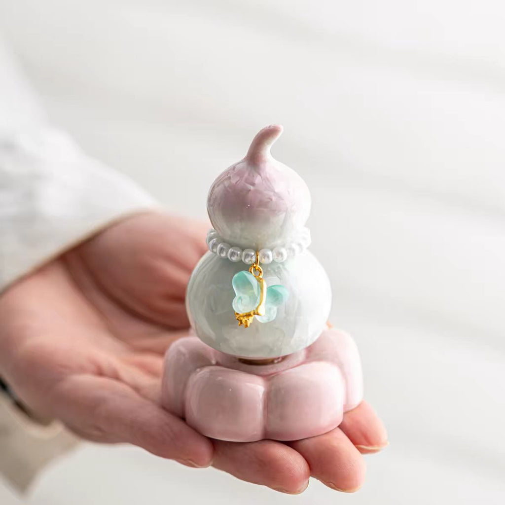 Jingdezhen Lucky Gourd Spinning Figurine — Pearl Necklace Jade Butterfly Lotus Base Desk Decor