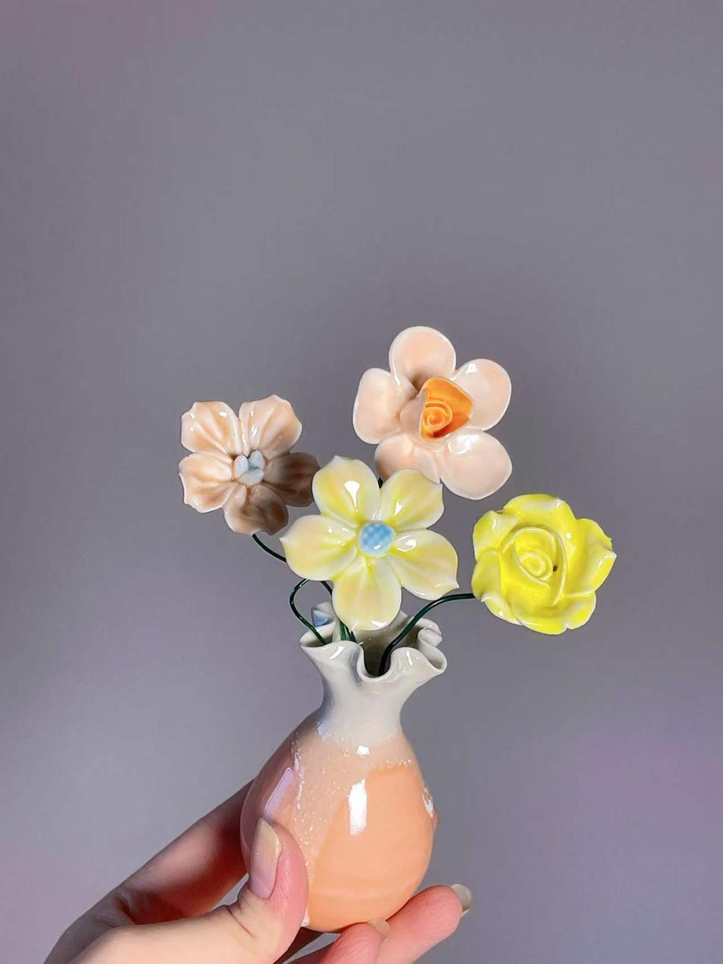 Jingdezhen Handcrafted Miniature Ceramic Vase with Porcelain Flower Bouquet — Multi-Style Collection
