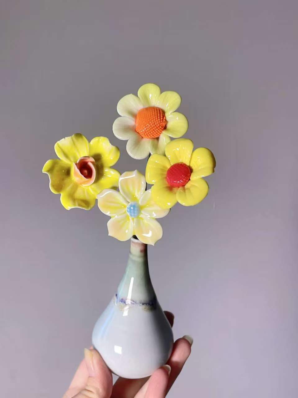 Jingdezhen Handcrafted Miniature Ceramic Vase with Porcelain Flower Bouquet — Multi-Style Collection
