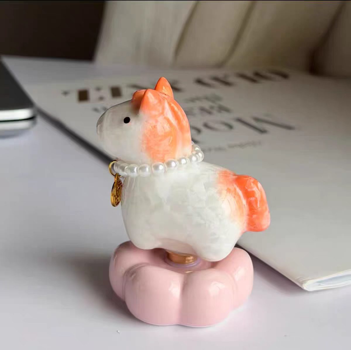 Lucky Fortune Horse Bobblehead Figurine — Pearl Necklace & Fu Charm Cloud Base Series