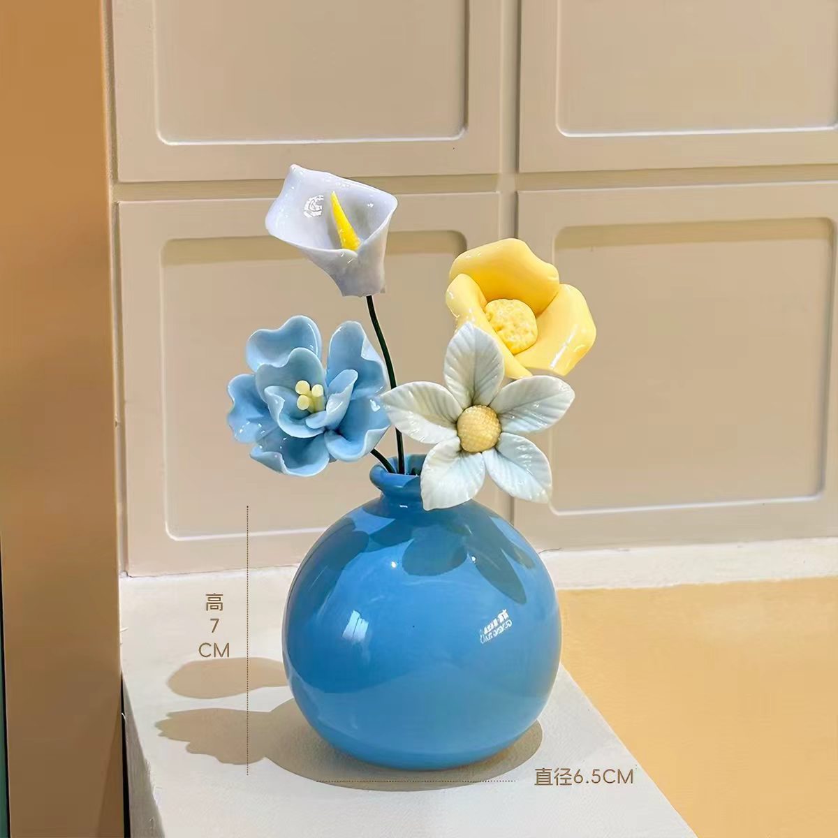 Jingdezhen Ceramic Calla Lily & Daisy Mixed Bouquet Vase — Handcrafted Porcelain Flower Decor