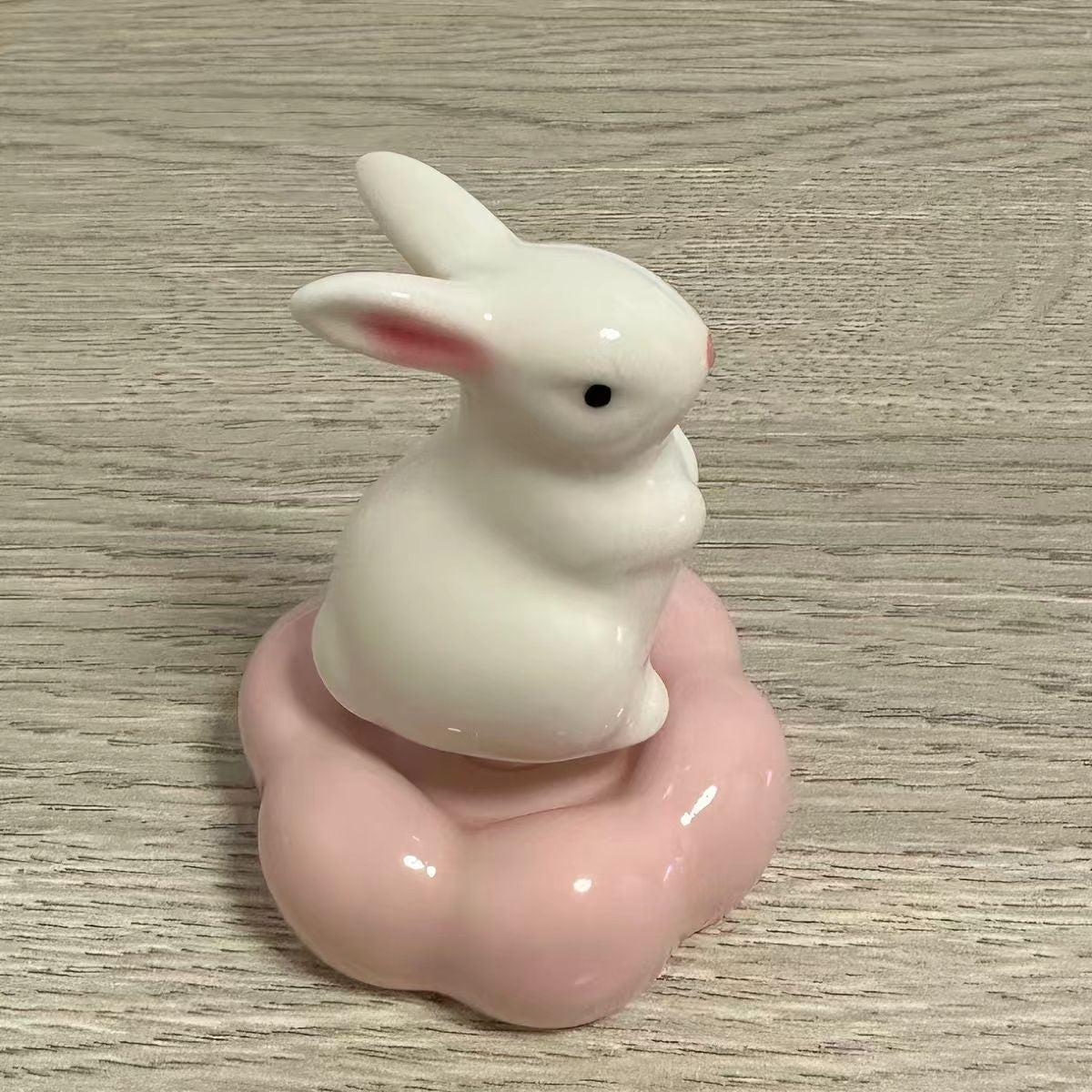 Jingdezhen Ceramic Cloud Bunny Figurine — Cute Rabbit Desk Decor & Gift Collection