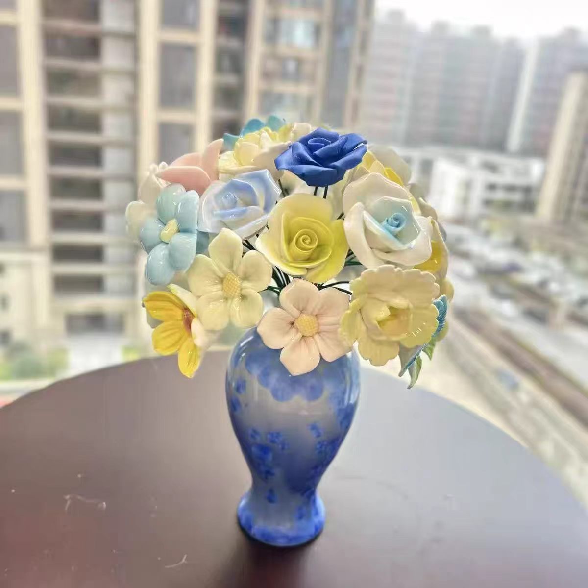 Jingdezhen Ceramic Rose Bouquet — Speckle-Glaze Round Belly & Teardrop Vase Collection