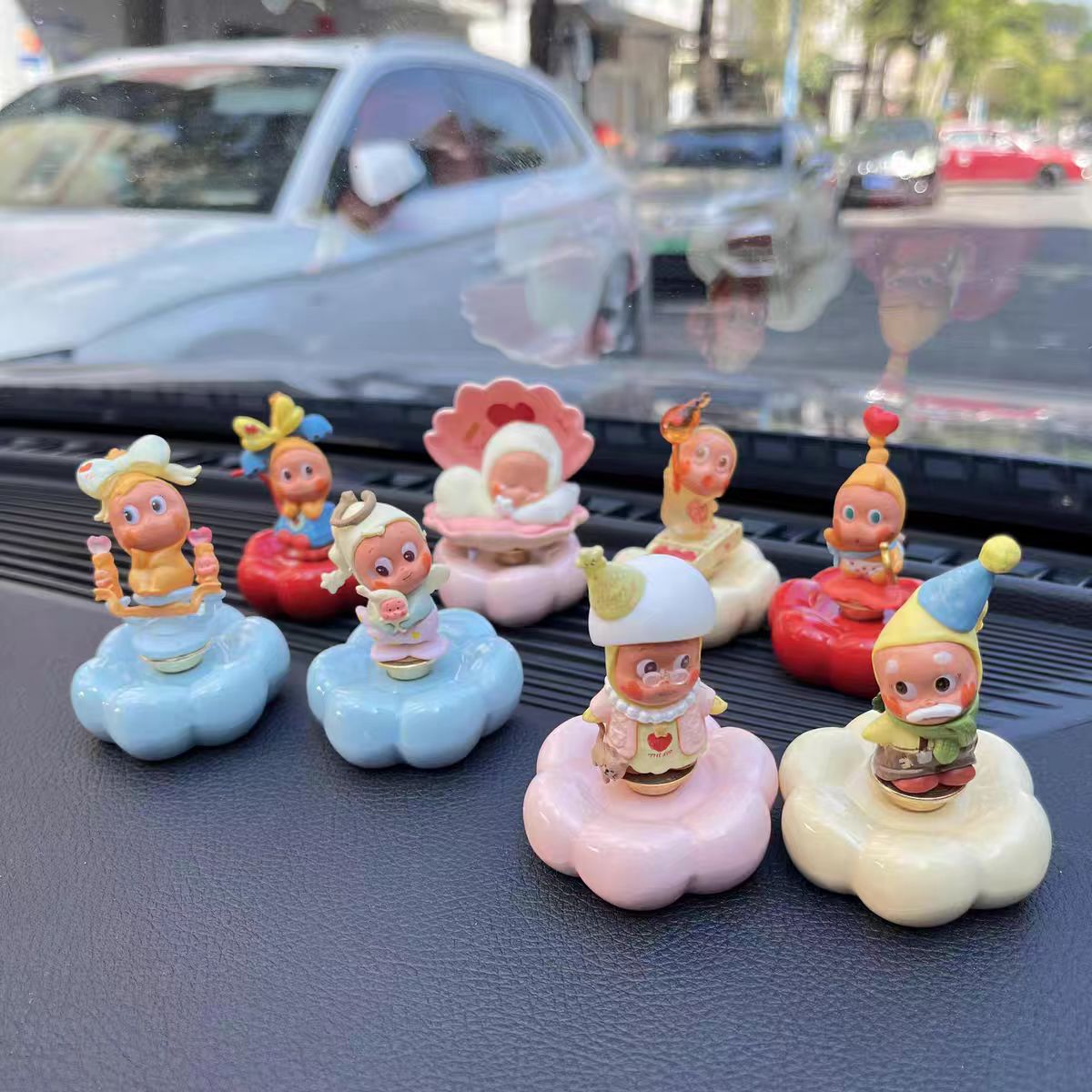 Kawaii Big-Eye Baby Figurine on Rotating Pumpkin Cloud Base — Car Dashboard Blind Box Series, 9+ Styles