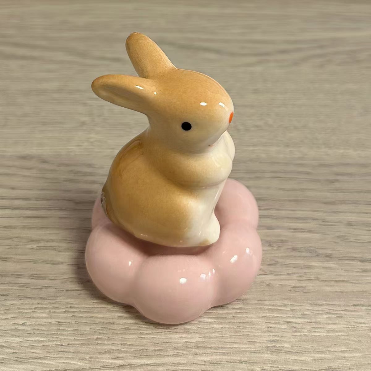 Jingdezhen Ceramic Cloud Bunny Figurine — Cute Rabbit Desk Decor & Gift Collection