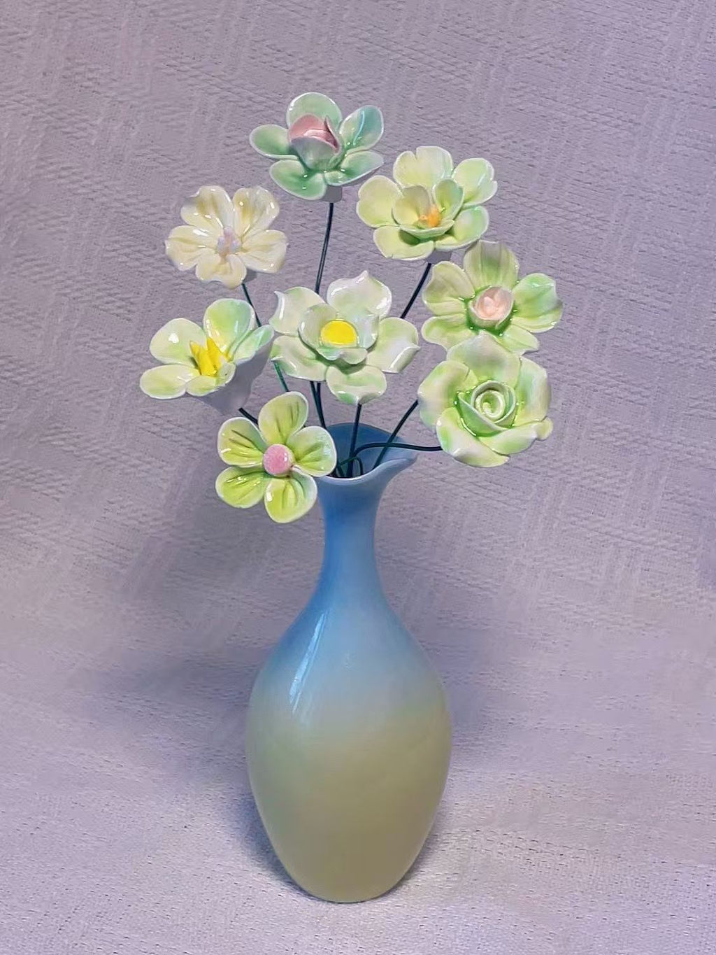 Jingdezhen Handcrafted Porcelain Flower Bouquet Set
