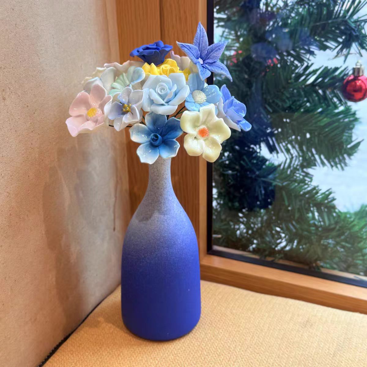 Jingdezhen Ceramic Mixed Flower Bouquet — Gradient Tall Neck Vase Gift Set
