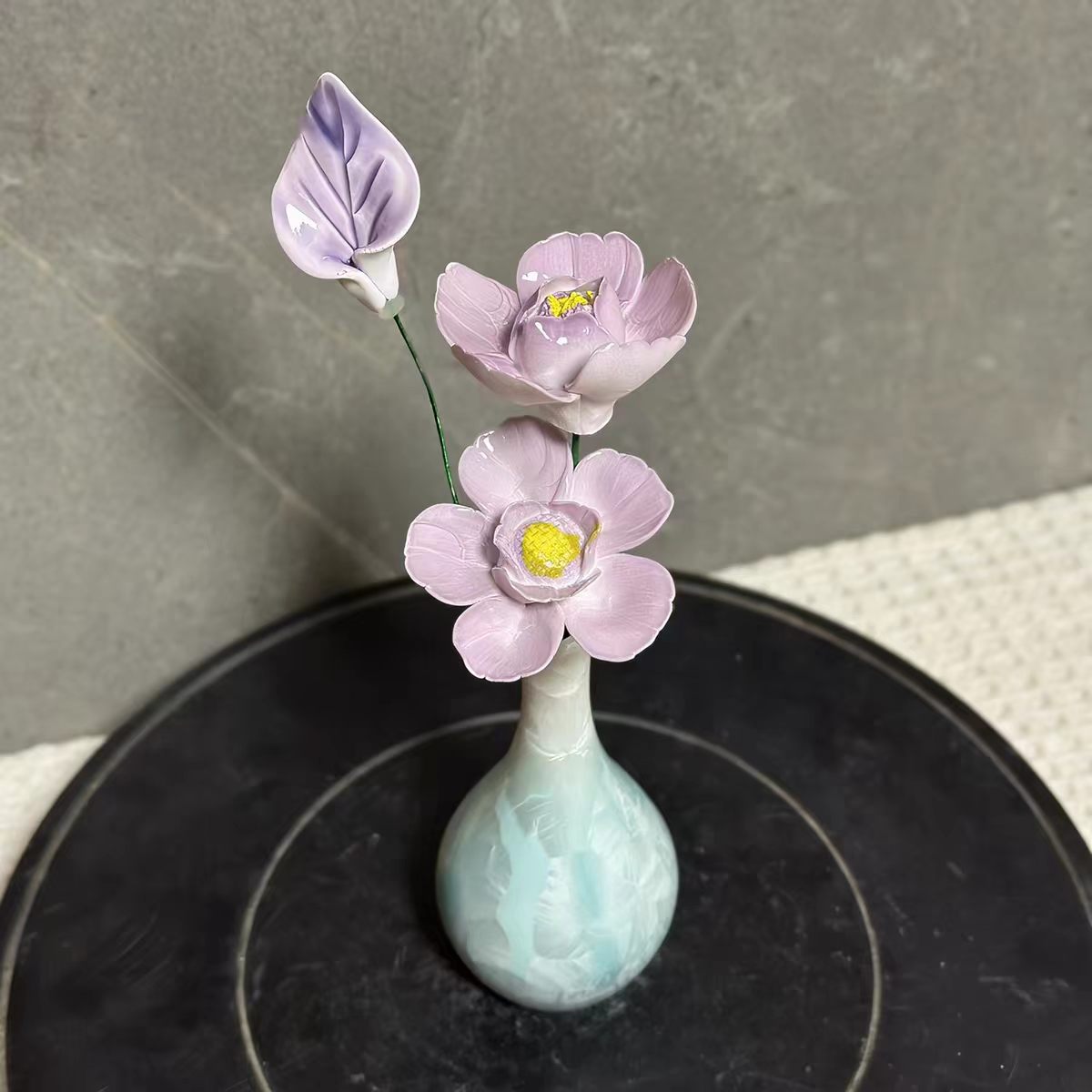 Jingdezhen Ceramic Lotus Flower Vase Arrangement — Handcrafted Porcelain Blossom Desk Decor