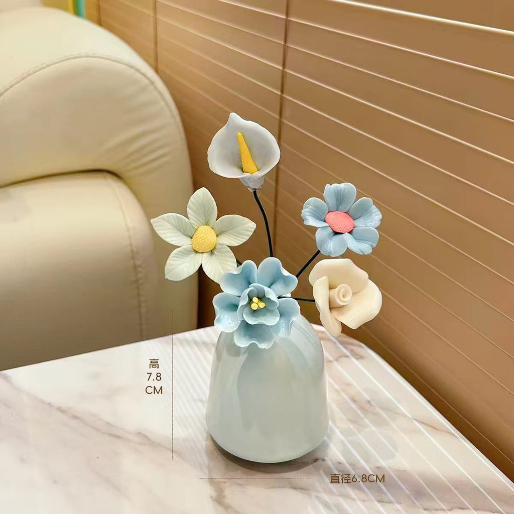 Jingdezhen Ceramic Calla Lily & Daisy Mixed Bouquet Vase — Handcrafted Porcelain Flower Decor